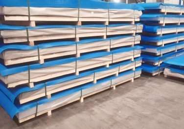 5182中厚罐車鋁闆開平尺寸與罐車部件